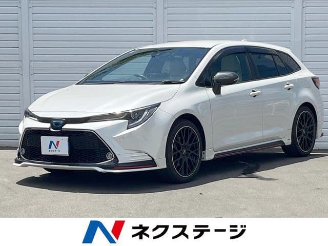 TOYOTA COROLLA TOURING HYBRID 4WD