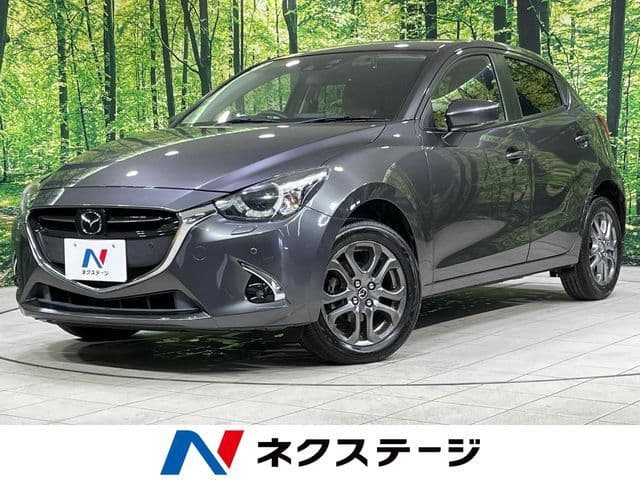 MAZDA DEMIO 4WD
