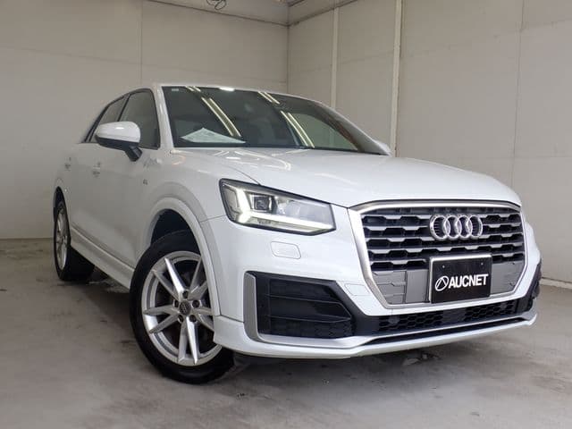 AUDI AUDI Q2