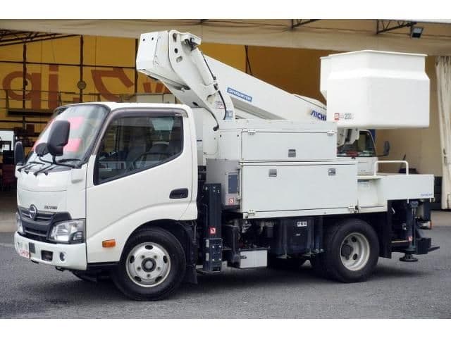HINO DUTRO
