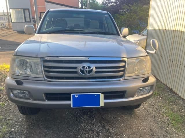 TOYOTA LANDCRUISER van