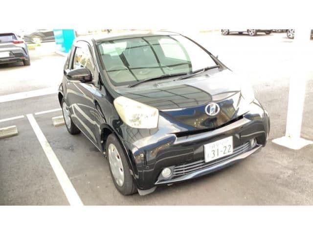 TOYOTA iQ