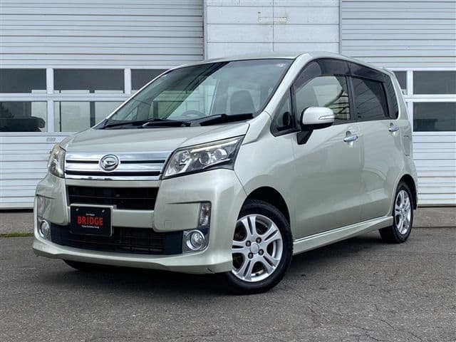 DAIHATSU MOVE 4WD