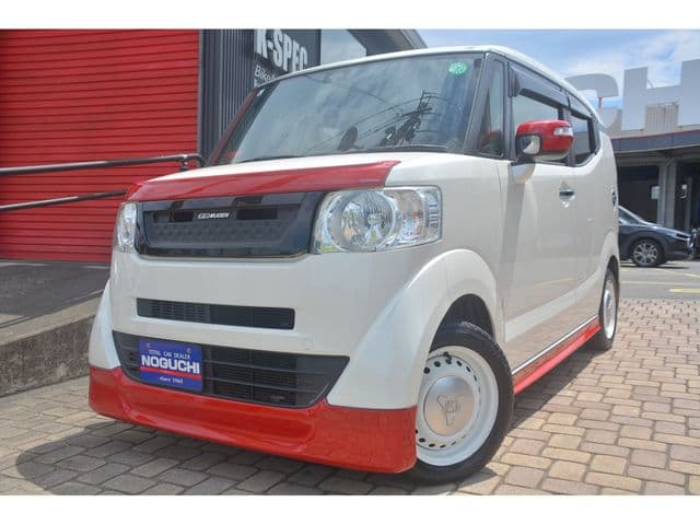 HONDA N BOX SLASH