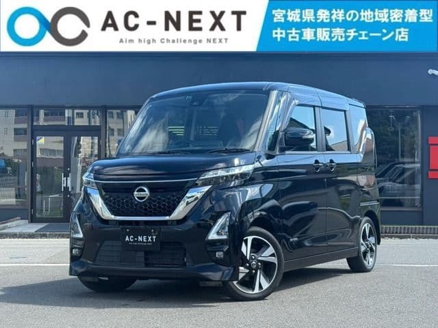 NISSAN ROOX