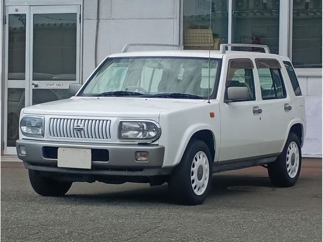 NISSAN RASHEEN