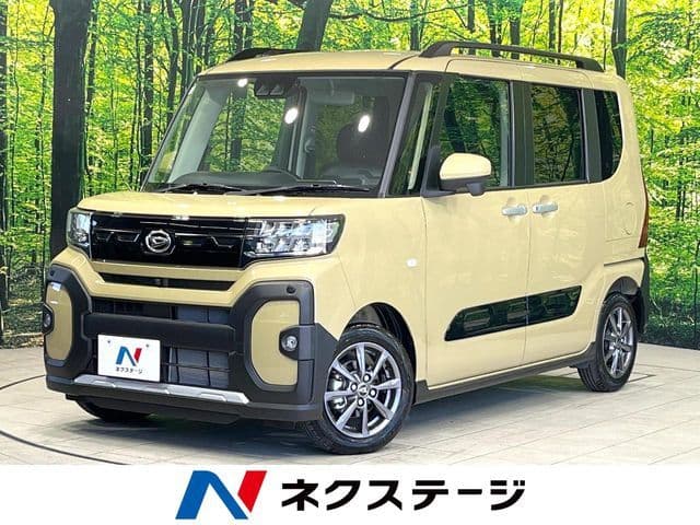 DAIHATSU TANTO FAN CROSS