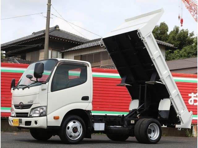 TOYOTA DYNA