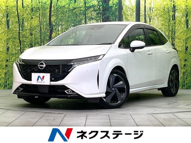 NISSAN AURA