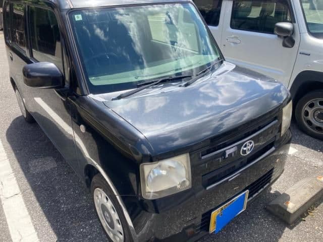 TOYOTA PIXIS SPACE