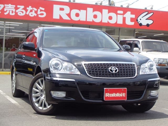 TOYOTA CROWN MAJESTA 4WD