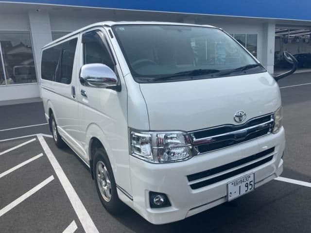 TOYOTA HIACE van 4WD
