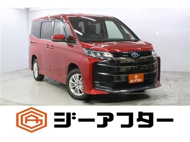 TOYOTA NOAH HYBRID 4WD