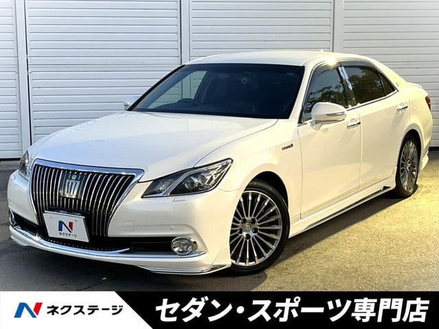 TOYOTA CROWN MAJESTA HYBRID