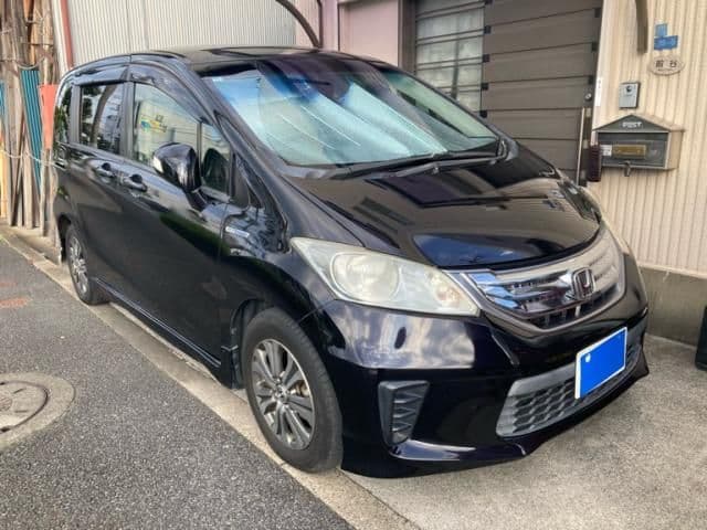 HONDA FREED HYBRID