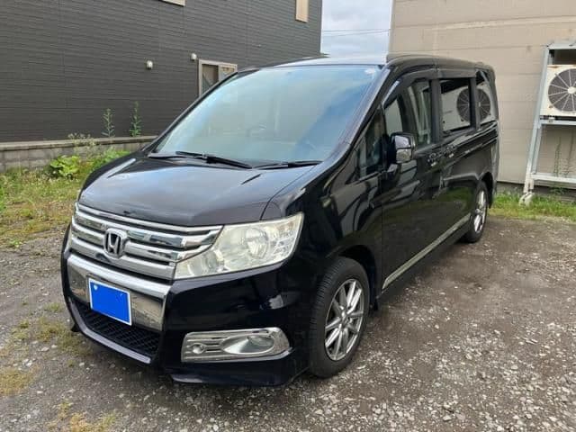 HONDA STEPWAGON SPADA 4WD