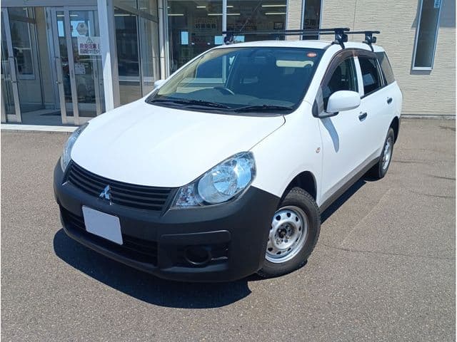 MITSUBISHI LANCER CARGO 4WD