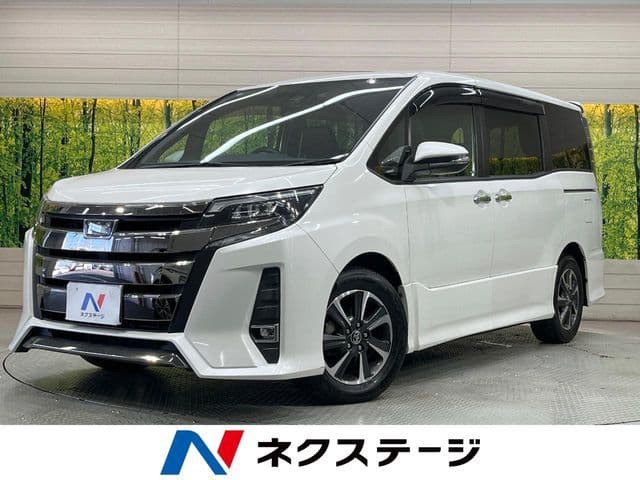 TOYOTA NOAH
