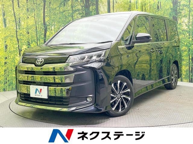 TOYOTA NOAH