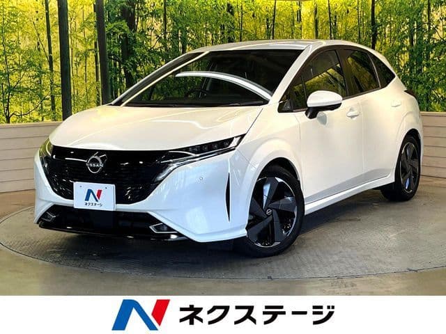 NISSAN AURA
