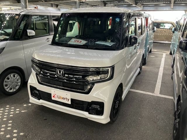HONDA N BOX CUSTOM