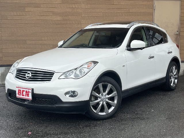 NISSAN SKYLINE CROSSOVER 4WD