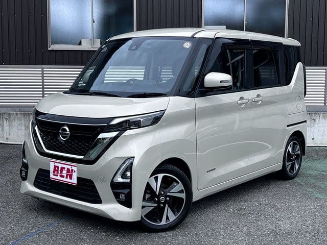 NISSAN ROOX