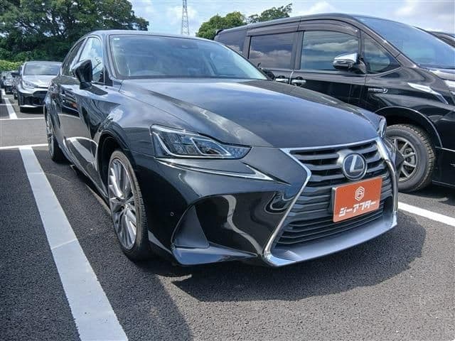 TOYOTA LEXUS IS300h