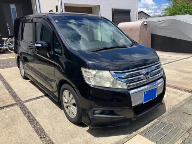 HONDA STEPWAGON SPADA