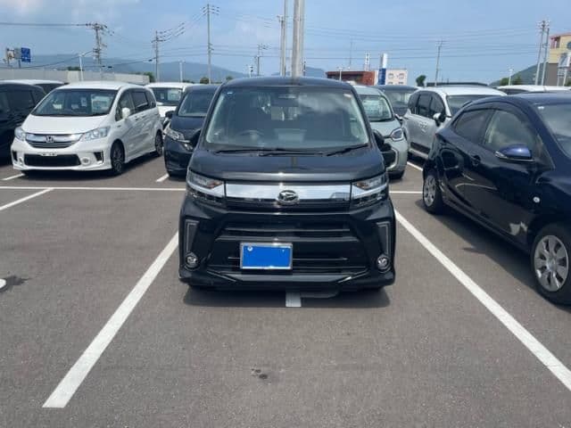 DAIHATSU MOVE CUSTOM