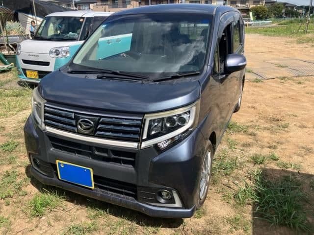 DAIHATSU MOVE CUSTOM
