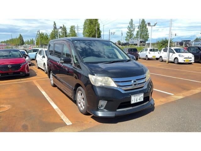 NISSAN SERENA WG