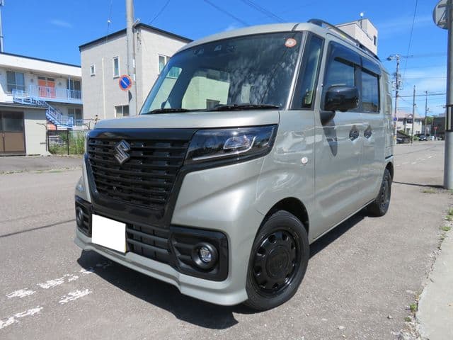 SUZUKI Spacia BASE 4WD