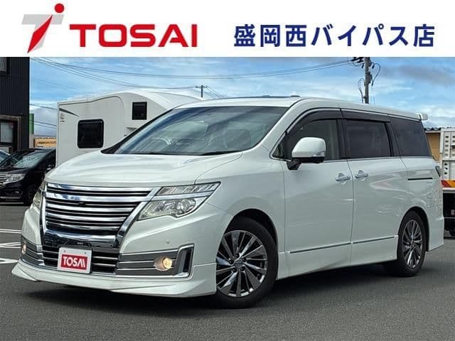 NISSAN ELGRAND 4WD
