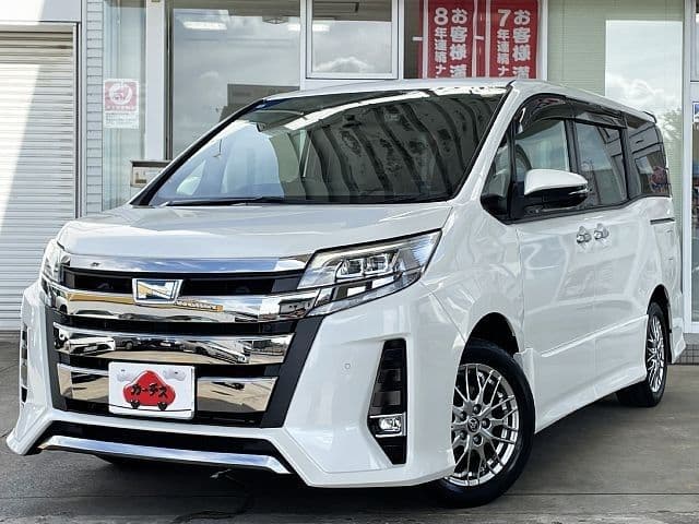 TOYOTA NOAH HYBRID