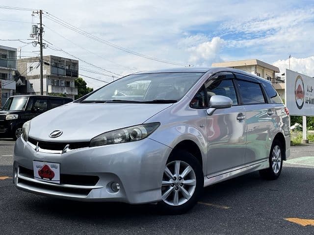 TOYOTA WISH 4WD