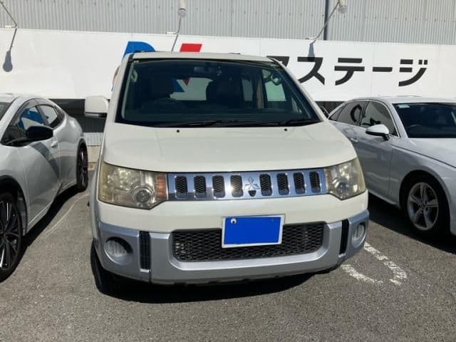 MITSUBISHI DELICA D:5 4WD