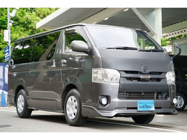 TOYOTA HIACE van 4WD