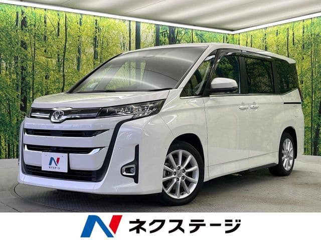 TOYOTA NOAH
