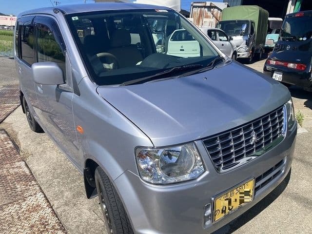 MITSUBISHI eK WAGON