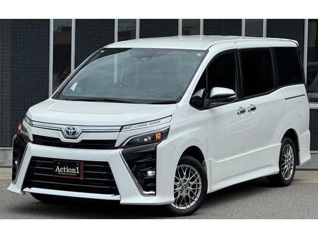 TOYOTA VOXY HYBRID