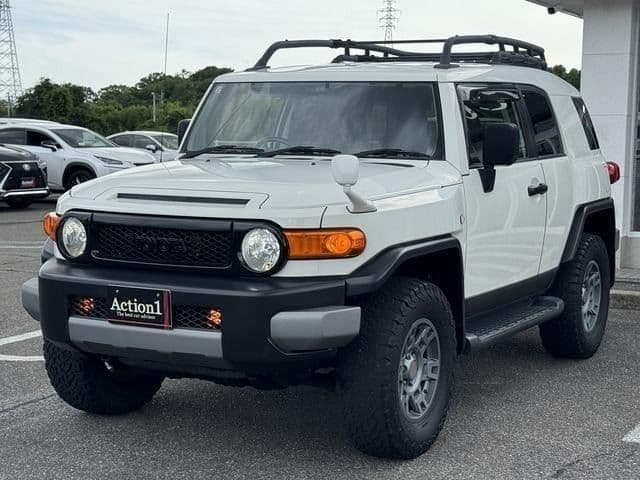 TOYOTA FJ CRUISER 4WD