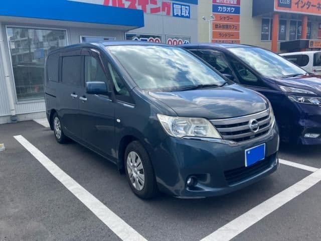 NISSAN SERENA WG