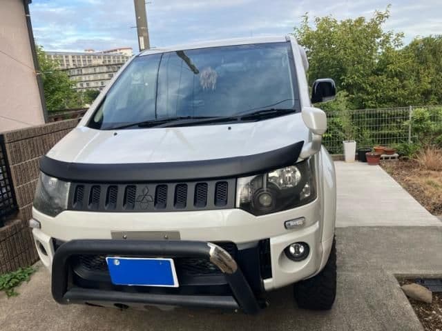 MITSUBISHI DELICA D:5 4WD