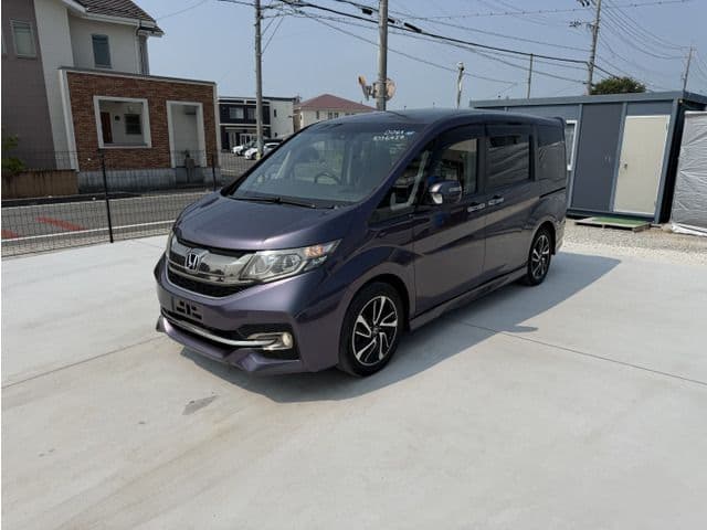 HONDA STEPWAGON SPADA
