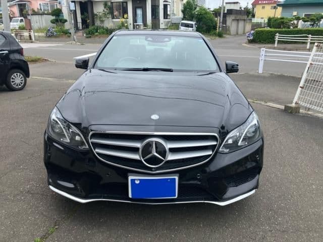 MERCEDES BENZ MERCEDES BENZ E class sedan