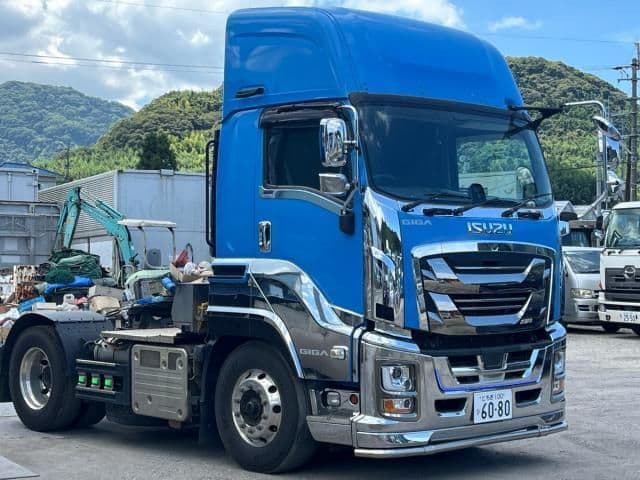 ISUZU GIGA
