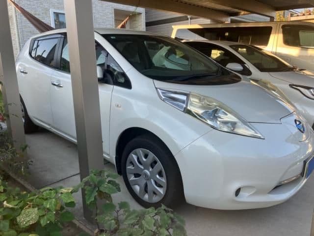 NISSAN LEAF