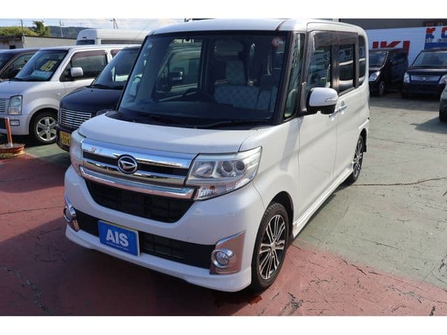 DAIHATSU TANTO CUSTOM 4WD