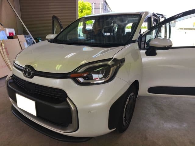 TOYOTA SIENTA HYBRID